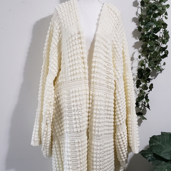 Curvaceous Vintage Sweaters - Upcycled Crochet Blanket Fringe Cardigan